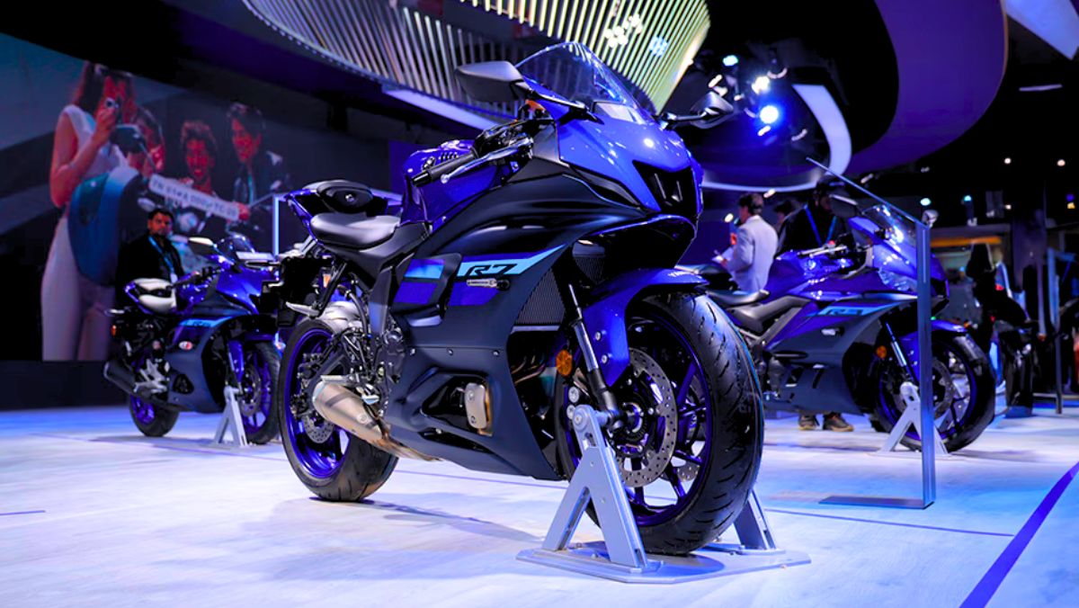 Yamaha R7 Price